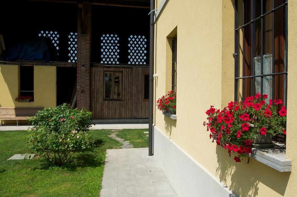 Cascina Delle Mele Vittuone Exterior foto